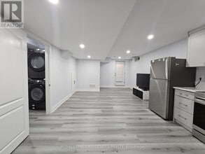 Building Photo - 131 Lloyd Sanderson Dr