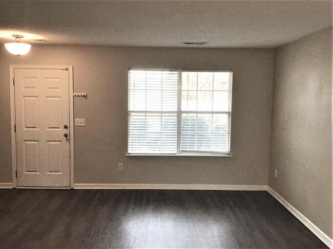 Building Photo - 1 Warbler Court
