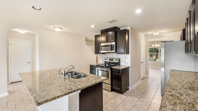 Foto del edificio - 11310 Eagle Tree