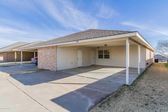 Building Photo - 61B Valleyview Rd