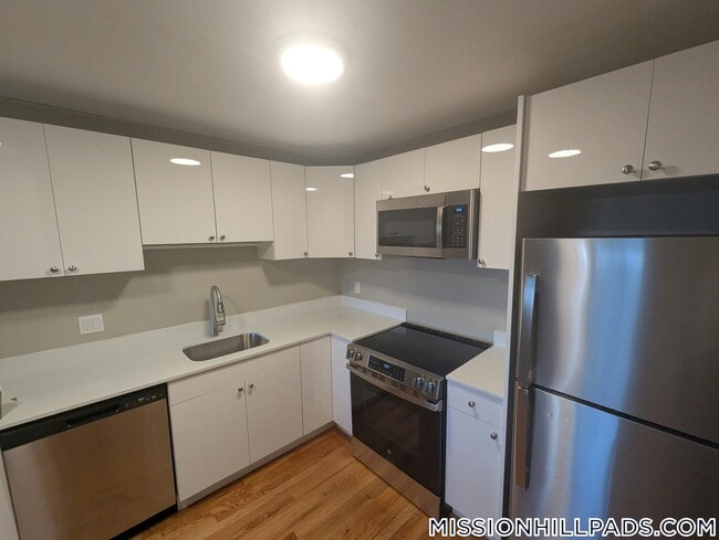 Foto del edificio - 226 Parker Hill Ave