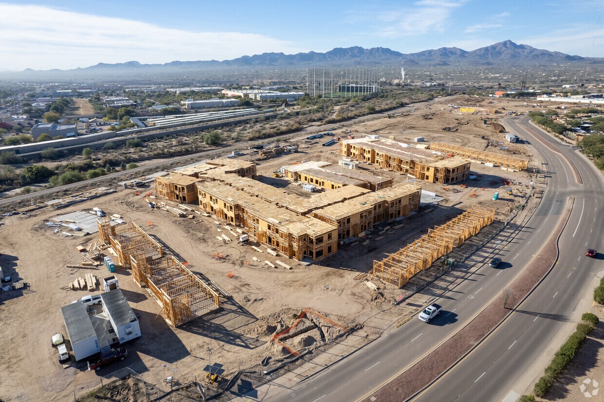 The Alexander Apartments in Tucson, AZ