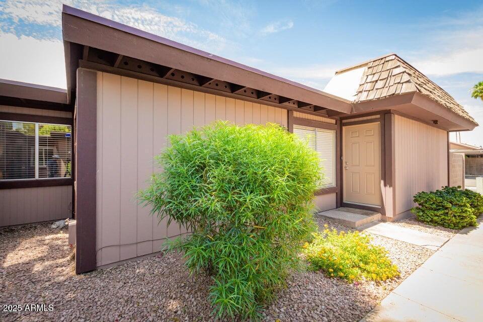 Foto principal - 928 S Casitas Dr