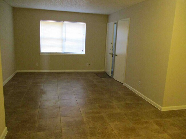 Foto del edificio - ALL BILLS PAID