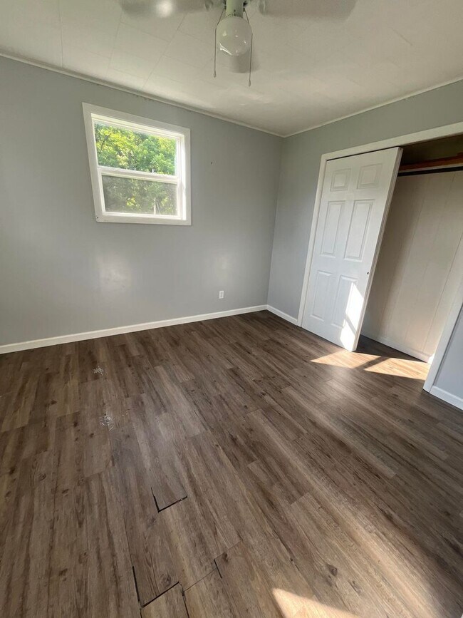 Building Photo - 200 South St