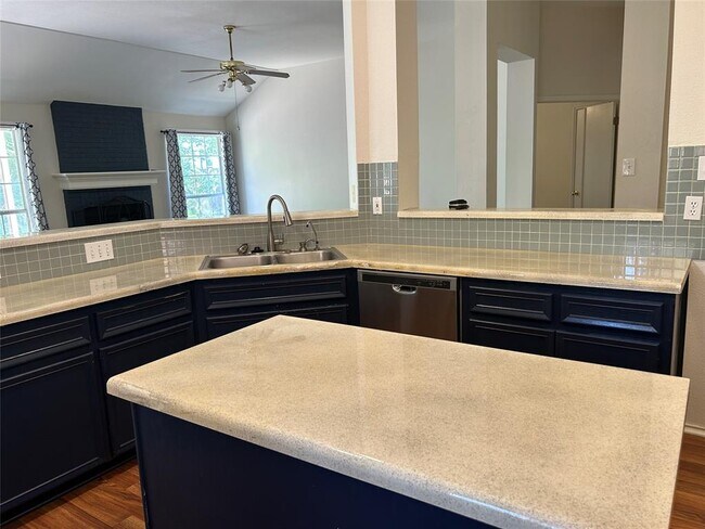 Building Photo - 9103 Brimstone Ln