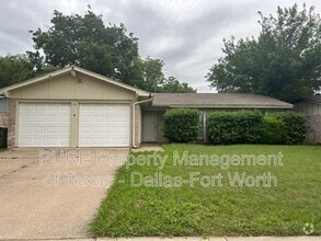 Building Photo - 123 Cimarron Ln