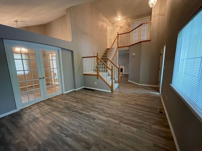 Foto del edificio - 6821 Avondale Rd