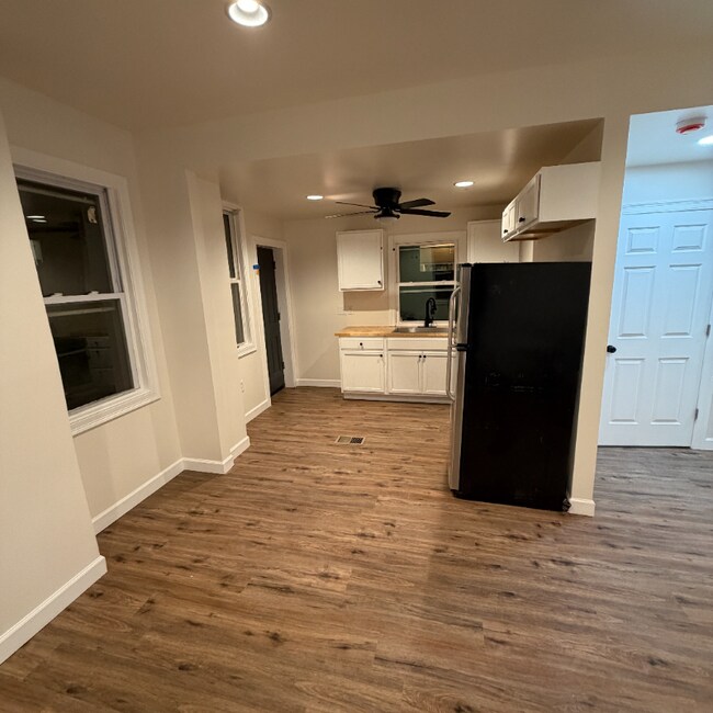 Photo - 5416 Black St Apartment