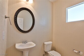 Building Photo - 2687 Bothwell Pl
