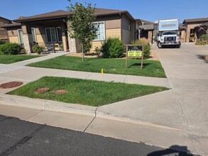 Building Photo - 10803 N Montane Dr