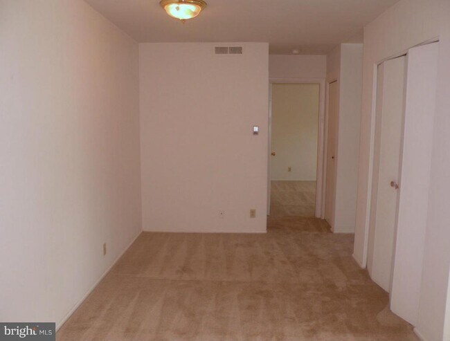 Foto del edificio - 120-5 Washington St NE