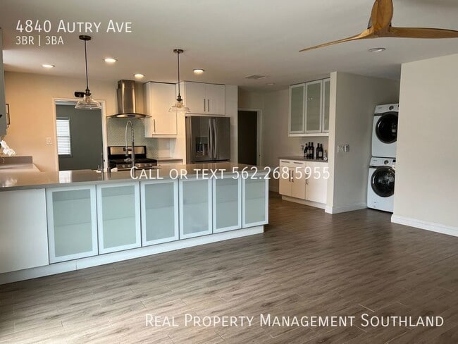 Building Photo - Remodelled 3 Bed 2 Bath Home in Lakewood!