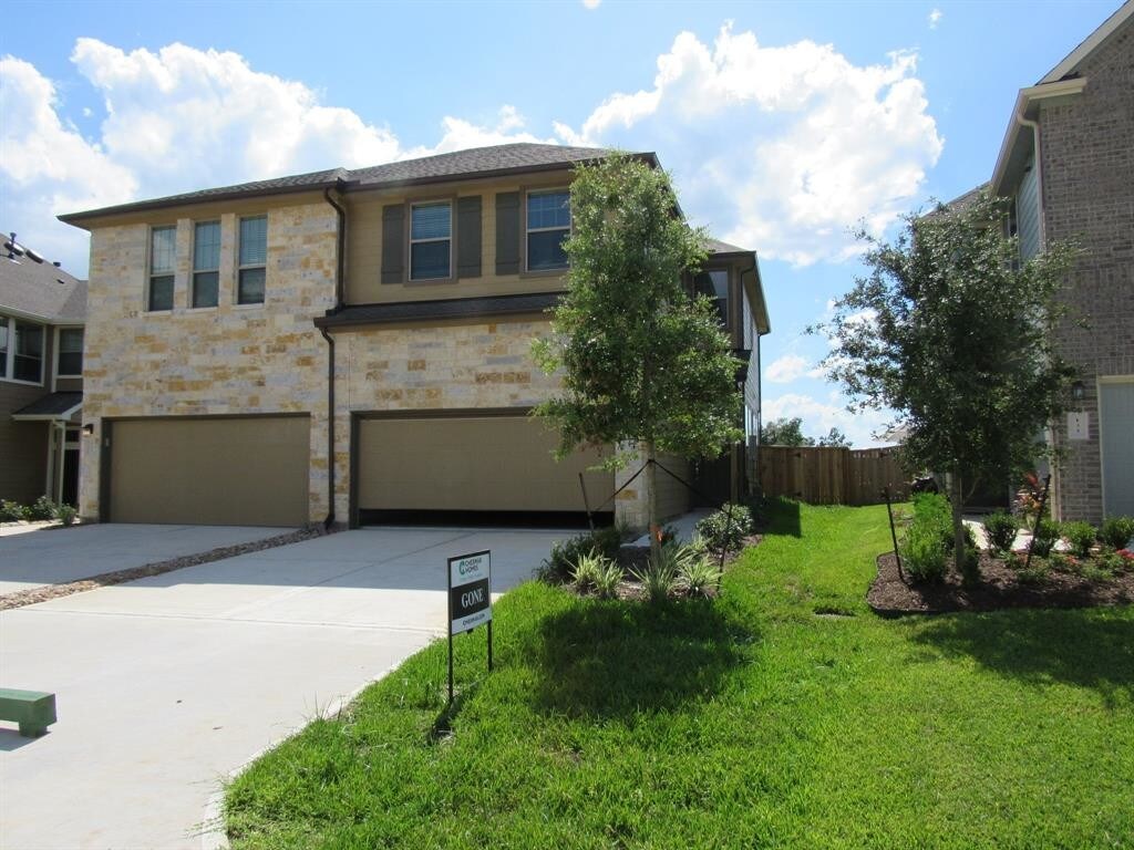 Foto principal - 131 Axlewood Ct