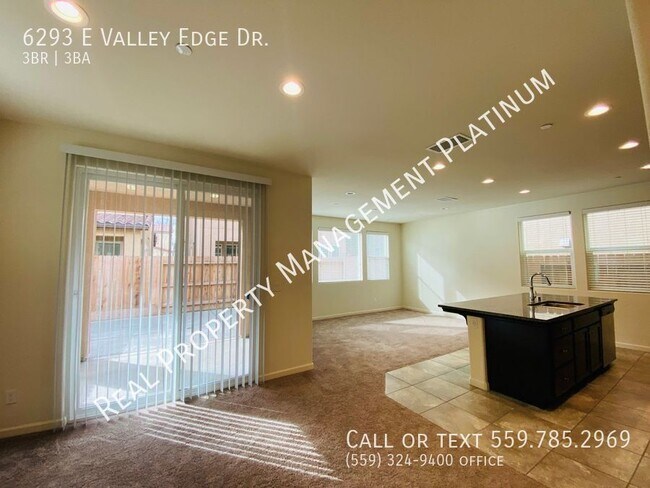 Building Photo - $1995  Belmont and Fowler, 3 Bedroom 2 Bat...