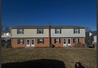 Building Photo - 2223 Bailey Ave