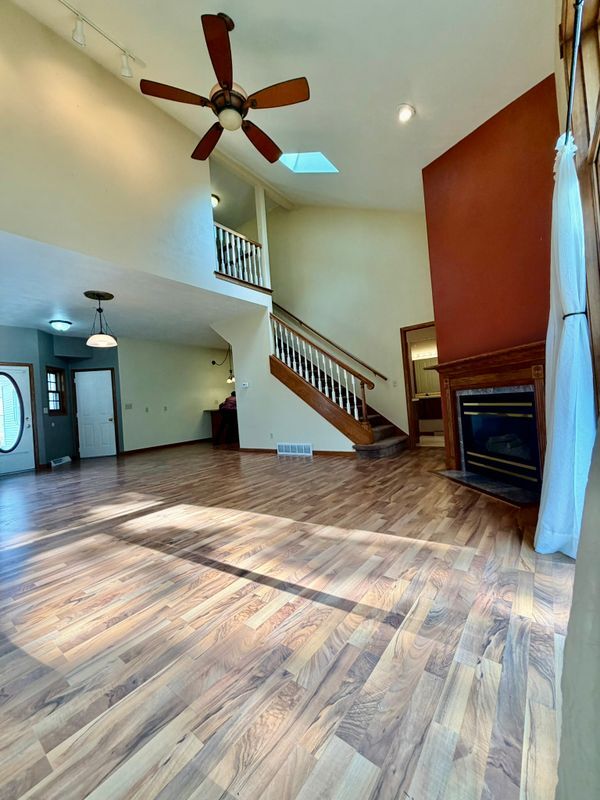 Foto del edificio - 2585 N Millbrook Rd