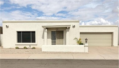 Building Photo - 1002 E Michelle Dr