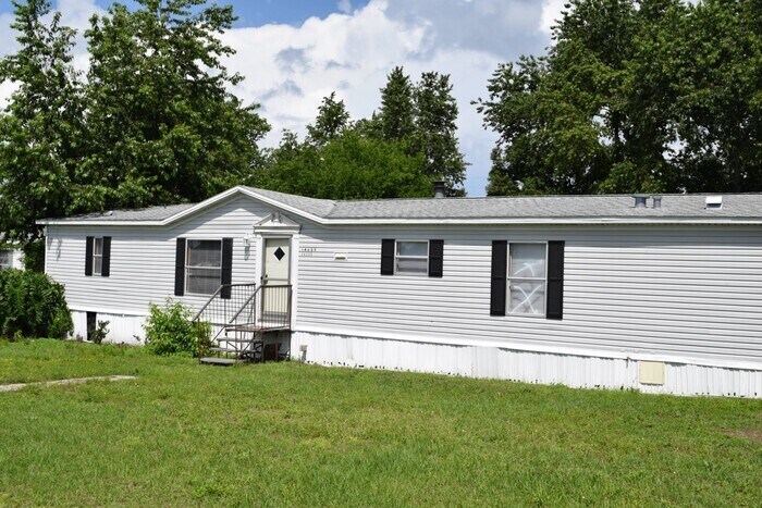 Primary Photo - 14335 SE 60th Ave