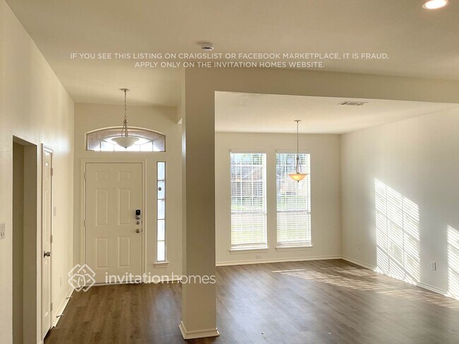 Building Photo - 7414 Bryn Mawr Dr