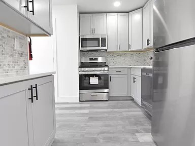 Foto del edificio - 634 Cricket Ln