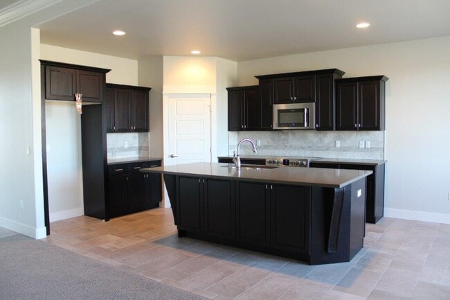 Building Photo - 2871 Tuscanna Dr