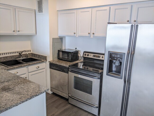 Foto del edificio - 6030 N Sheridan Rd