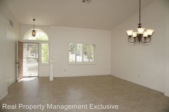 Foto del edificio - 3 br, 2 bath House - 9024 Dove River Rd