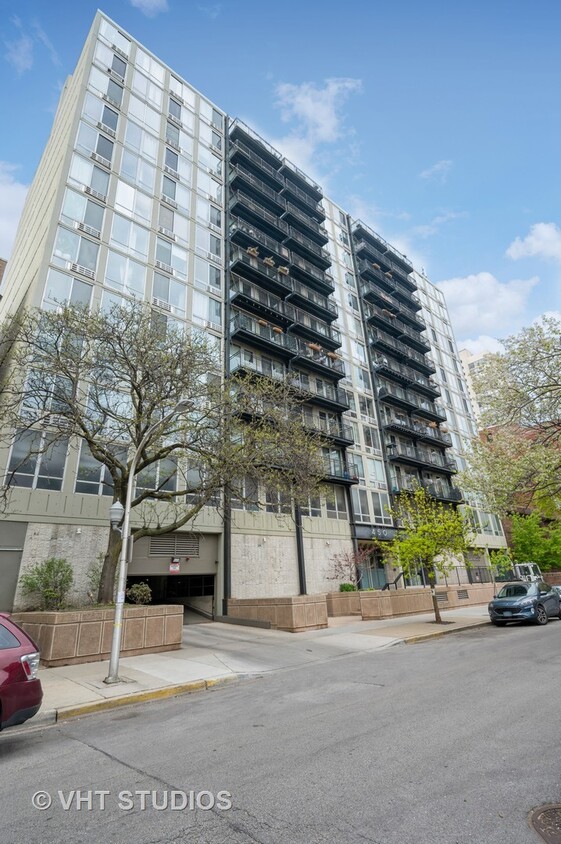 450 W Briar Pl Unit 11M, Chicago, IL 60657 - Condo for Rent in Chicago ...