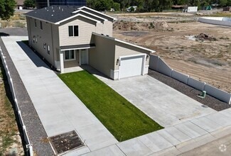 Building Photo - 1308 N Buchanan St