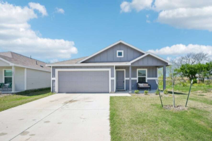 Foto principal - 1275 Eclipse Ln