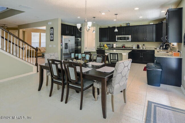 Building Photo - 4578 Silverthorn Dr
