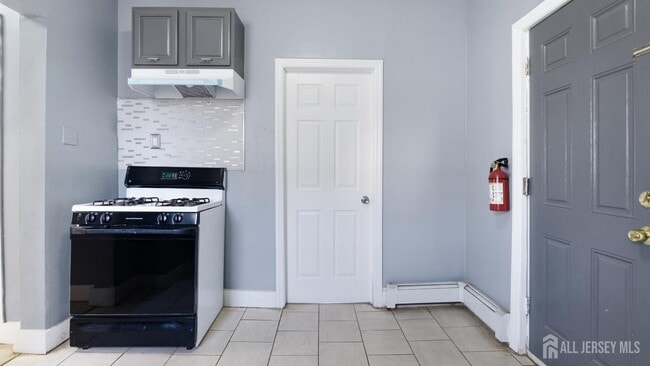 Foto del edificio - 126 N 14th St