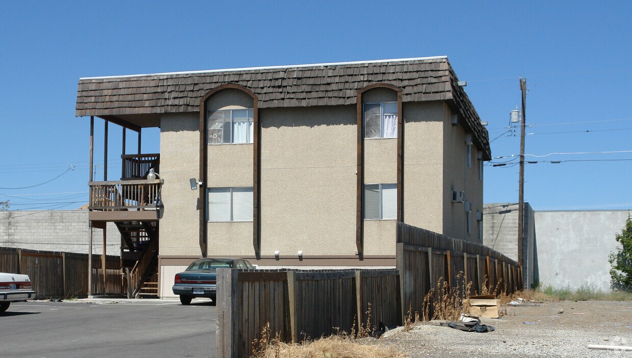 Foto principal - 123 E Baldwin Ave