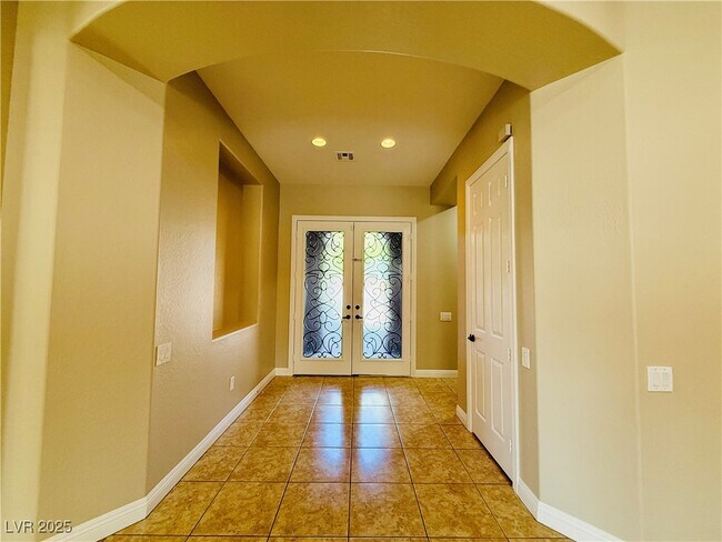 Foto del edificio - 7404 Eggshell Dr