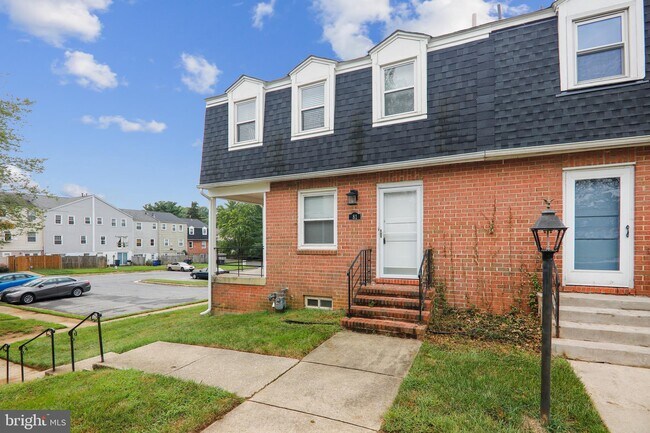 Foto del edificio - 81 Watkins Park Dr