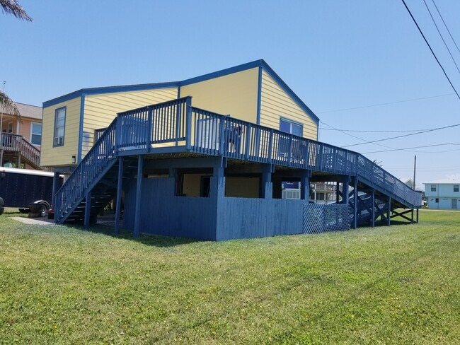 Building Photo - 4215 Hardin Dr