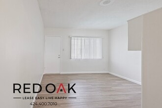 Building Photo - 12211 S Manor Dr