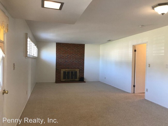 Building Photo - 3 br, 2 bath House - 351 Cascade Road