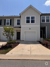 Building Photo - 899 Falls Grove Trl