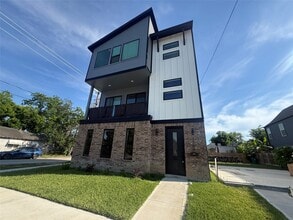 Building Photo - 1307 71st St