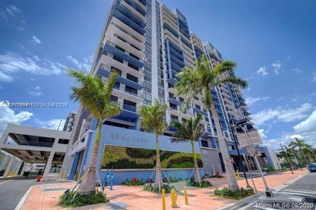 Building Photo - 5350 NW 84th Ave