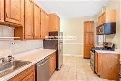 Building Photo - 405 Marlborough St