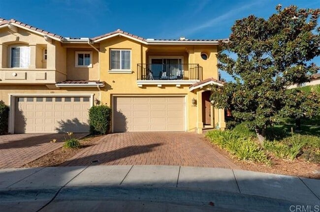 Building Photo - Large 2 Bedroom 2 Bath Open Concept Vista ...