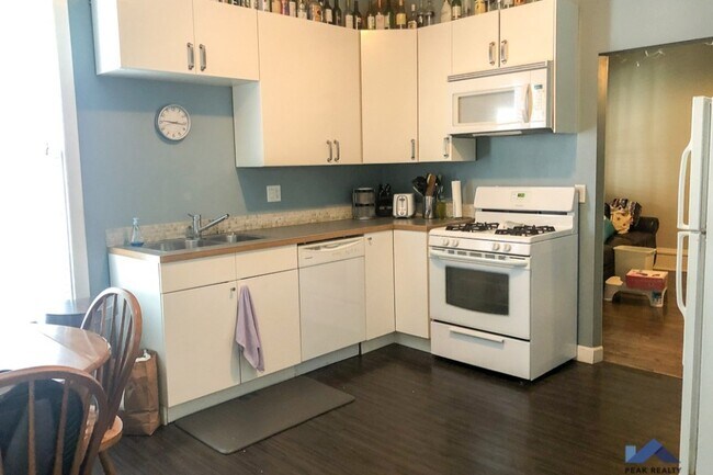 Foto del edificio - 2608 N Magnolia Ave