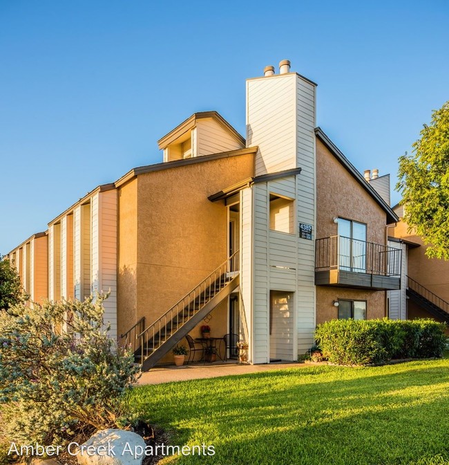 Building Photo - 2 br, 2 bath Apartment - 4386 Lawrence Dr