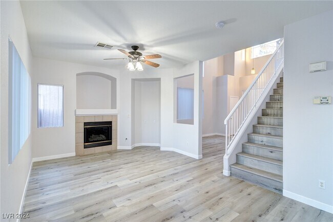 Building Photo - 952 Clear Diamond Ave