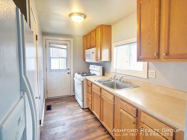 Foto del edificio - 706 Ralston Ct