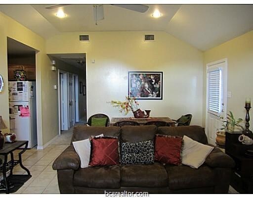 Foto del edificio - 2325 Trace Meadows
