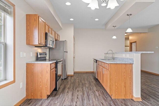 Foto del edificio - Regency Hill Apartments